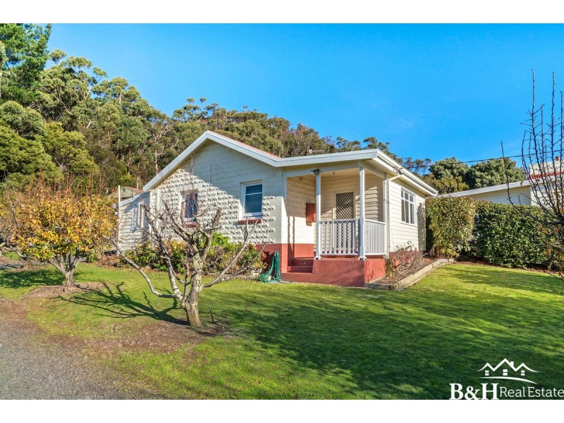 4 River Avenue East, Heybridge TAS 7316
