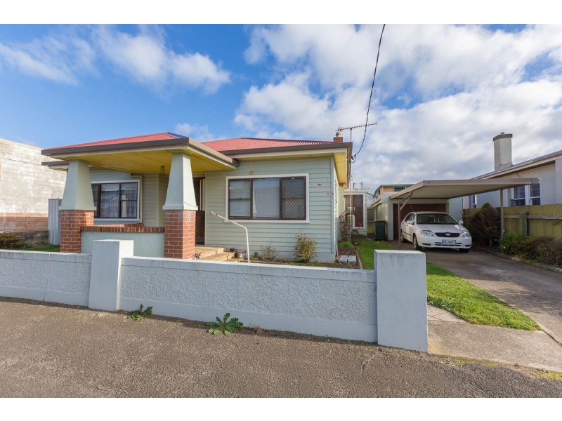 8 Osborne Street, Cooee TAS 7320