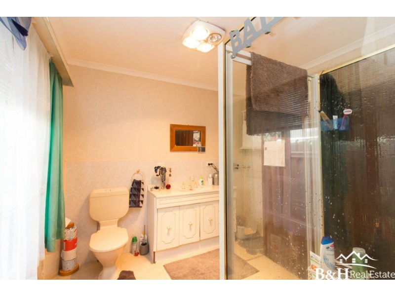 8 Osborne Street, Cooee TAS 7320
