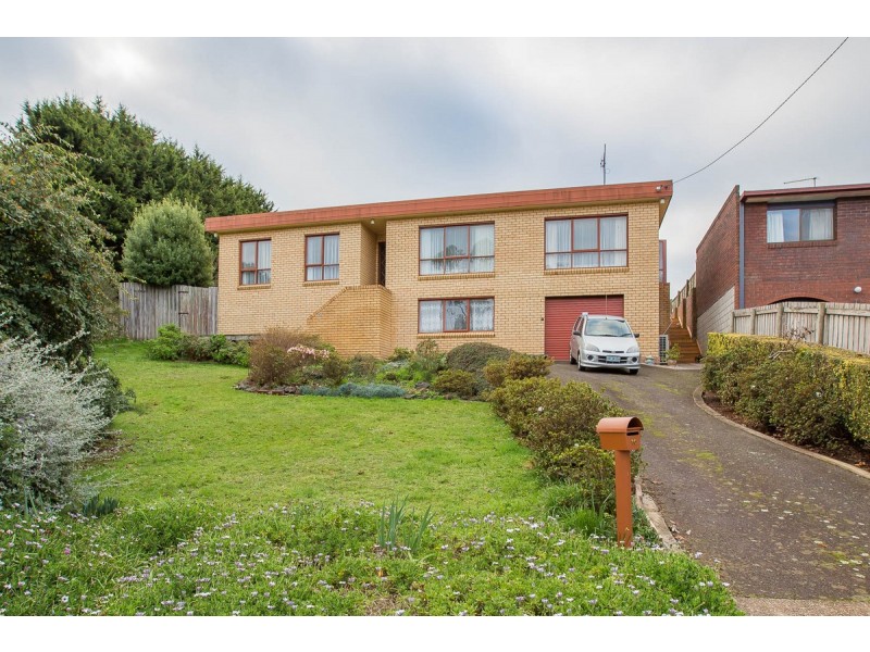 10 Adina Court, Penguin TAS 7316