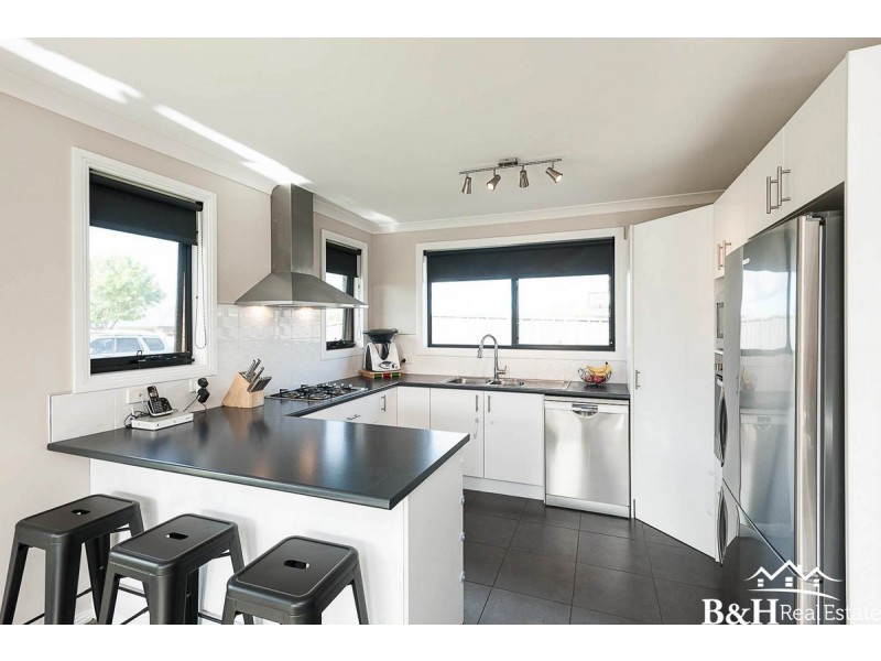 10 Wingrove Gardens, Shorewell Park TAS 7320