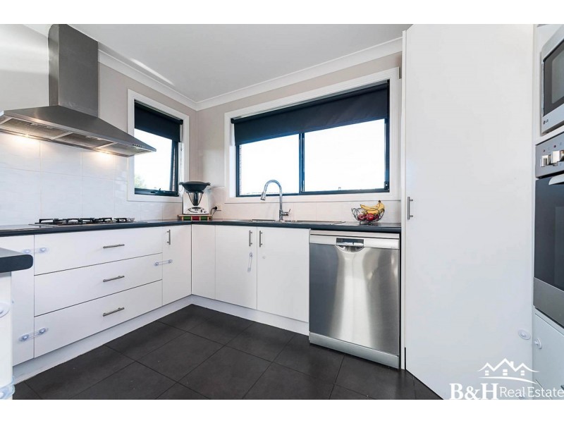 10 Wingrove Gardens, Shorewell Park TAS 7320