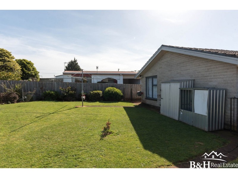 12 Oonah Crescent, Somerset TAS 7322