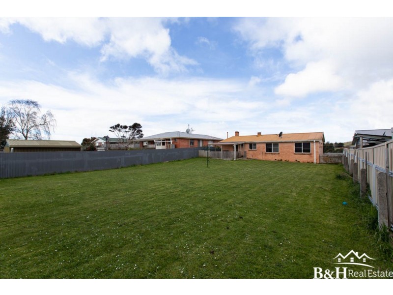 9 Simon Court, Romaine TAS 7320