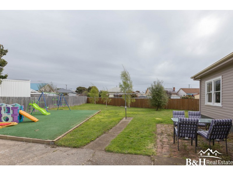 21 Madden Crescent, Devonport TAS 7310