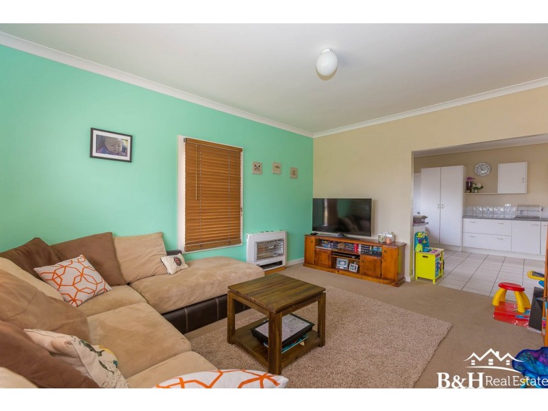 21 Madden Crescent, Devonport TAS 7310