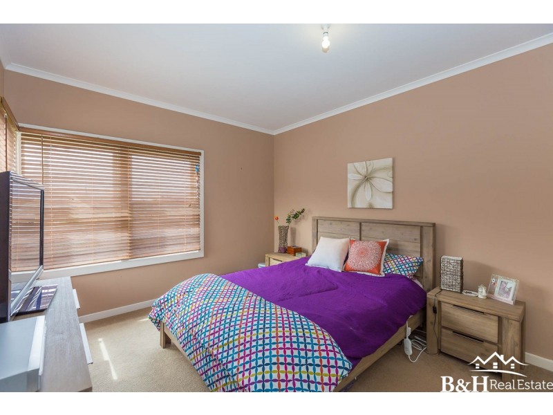 21 Madden Crescent, Devonport TAS 7310