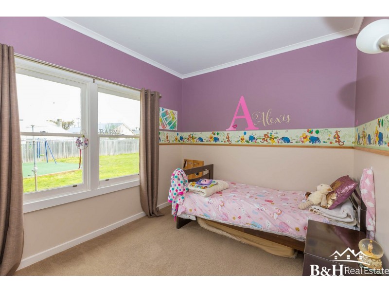 21 Madden Crescent, Devonport TAS 7310