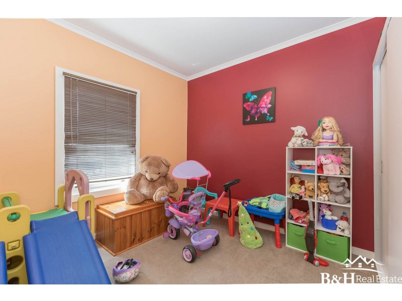 21 Madden Crescent, Devonport TAS 7310