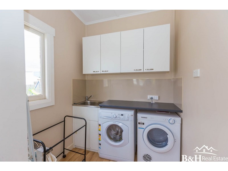 21 Madden Crescent, Devonport TAS 7310