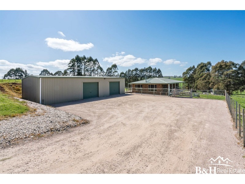 17 Hughes Road, Sheffield TAS 7306