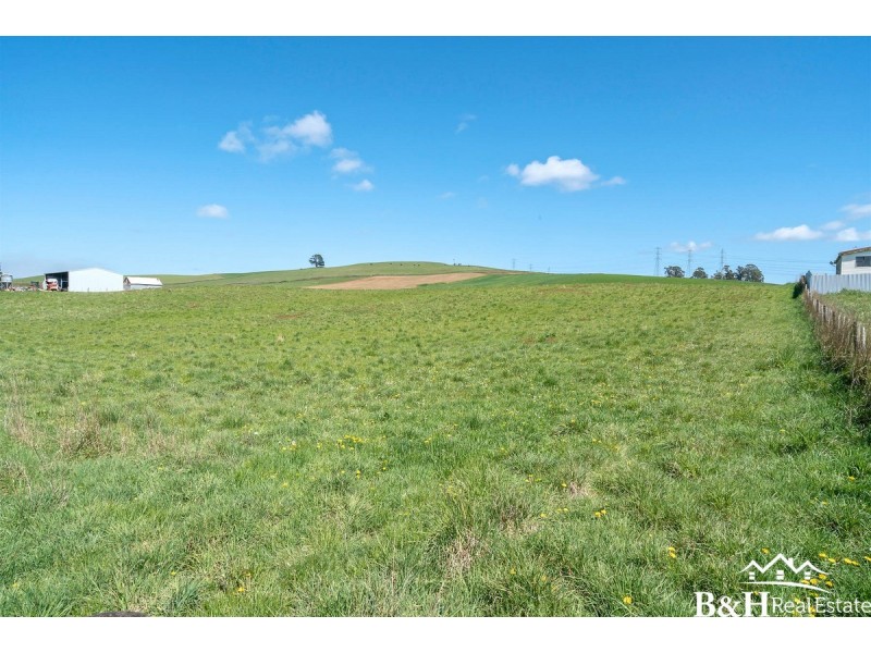 17 Hughes Road, Sheffield TAS 7306