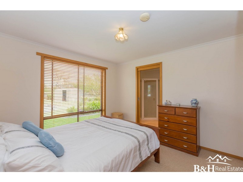 40 Clerke Street, Leith TAS 7315