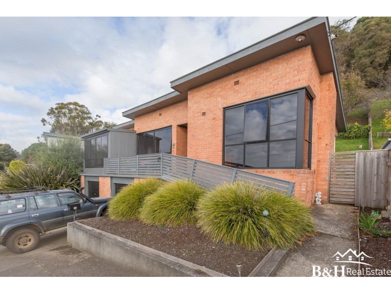 48 Wyatt Crescent, South Burnie TAS 7320