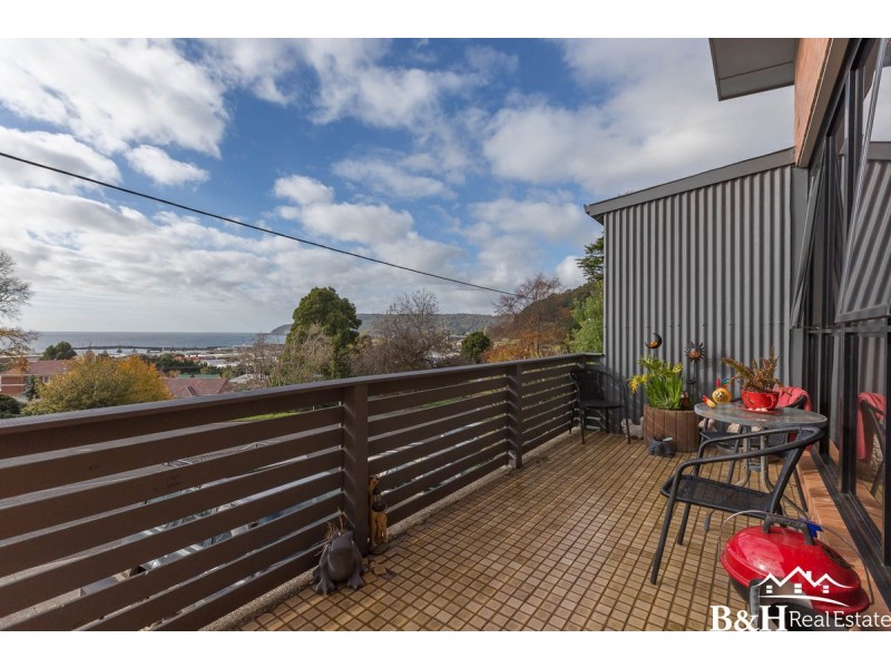 48 Wyatt Crescent, South Burnie TAS 7320