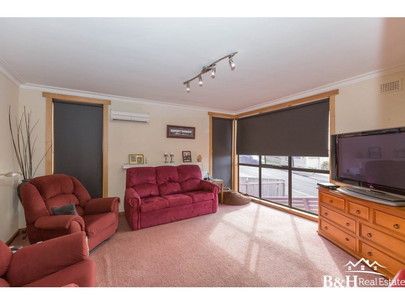 48 Wyatt Crescent, South Burnie TAS 7320
