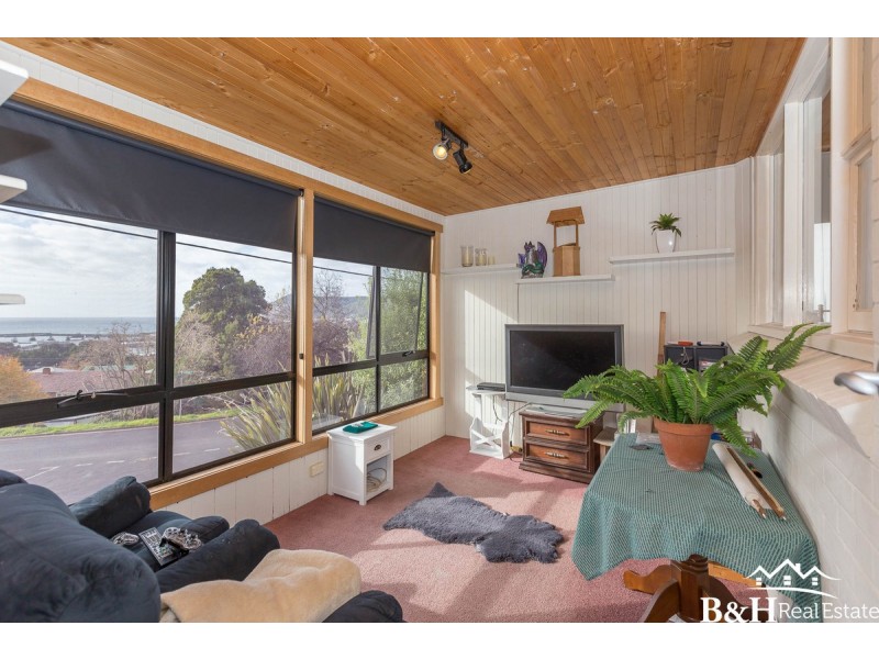 48 Wyatt Crescent, South Burnie TAS 7320