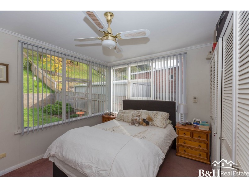 48 Wyatt Crescent, South Burnie TAS 7320