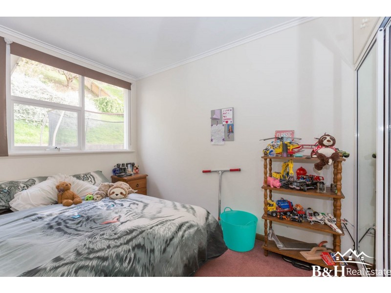 48 Wyatt Crescent, South Burnie TAS 7320
