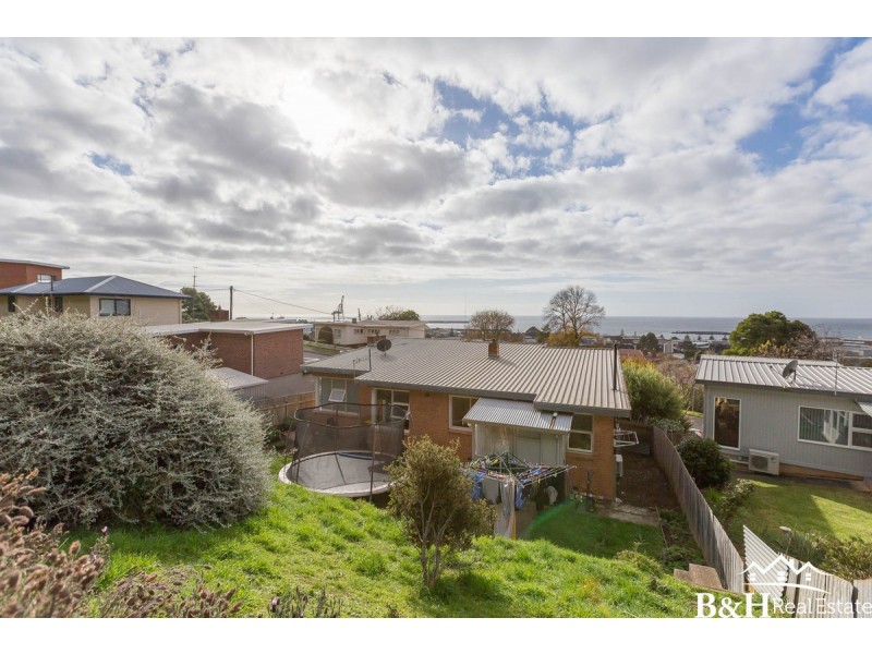 48 Wyatt Crescent, South Burnie TAS 7320