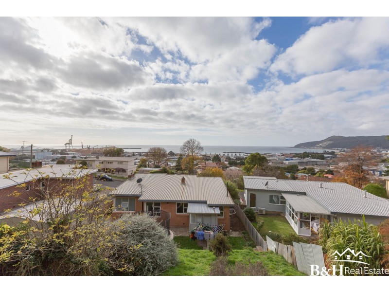 48 Wyatt Crescent, South Burnie TAS 7320