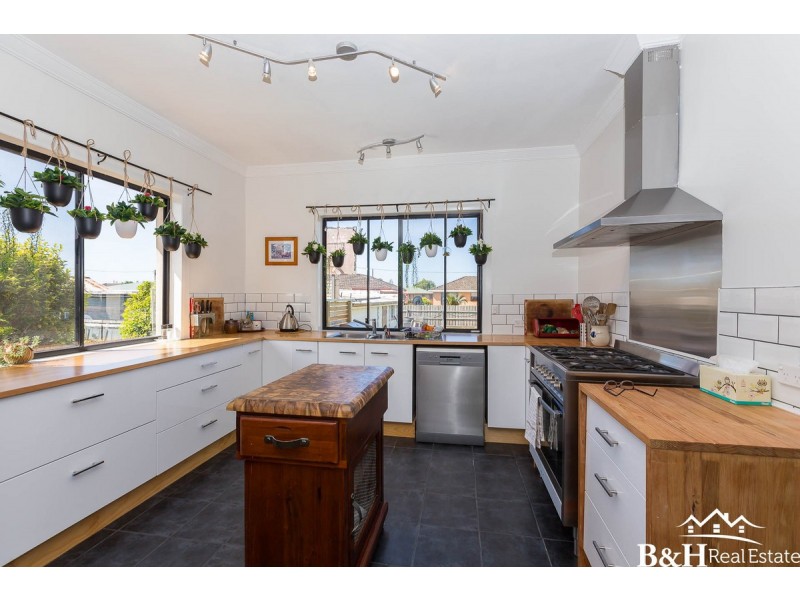 9 John Street, Ulverstone TAS 7315