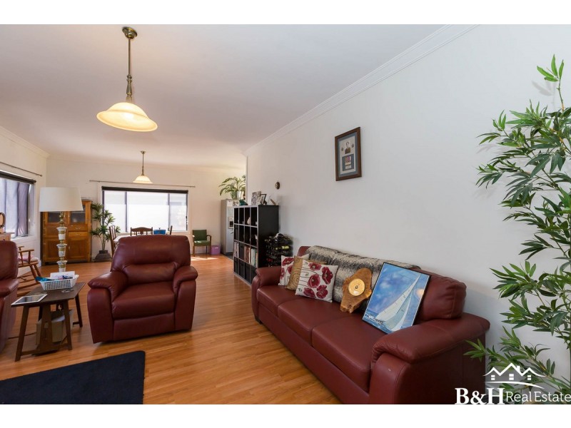 9 John Street, Ulverstone TAS 7315