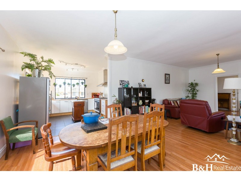 9 John Street, Ulverstone TAS 7315