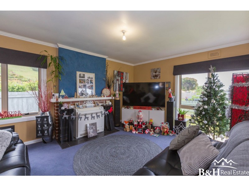 49 Maud Street, West Ulverstone TAS 7315