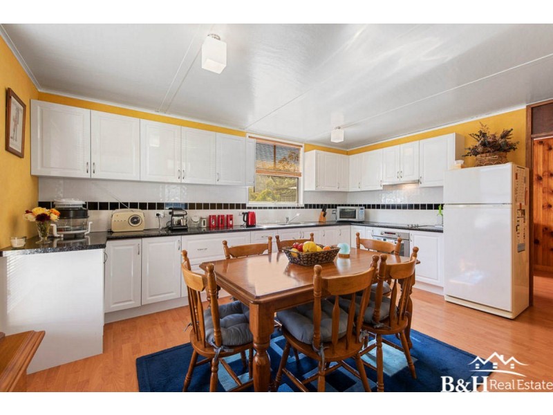 5-6 Laurel Drive, Rosebery TAS 7470