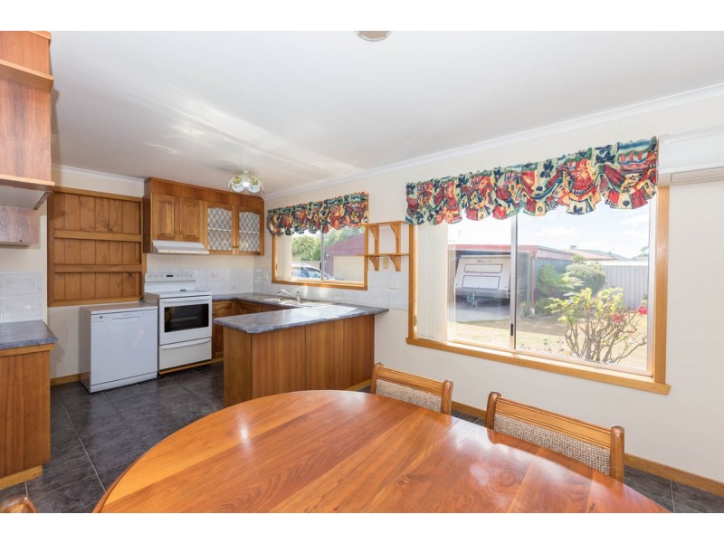9 Westland Drive, West Ulverstone TAS 7315