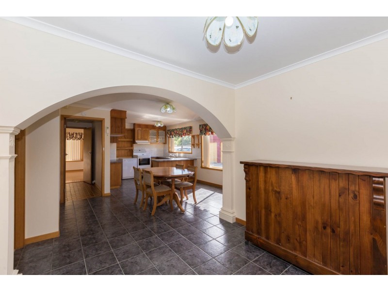 9 Westland Drive, West Ulverstone TAS 7315