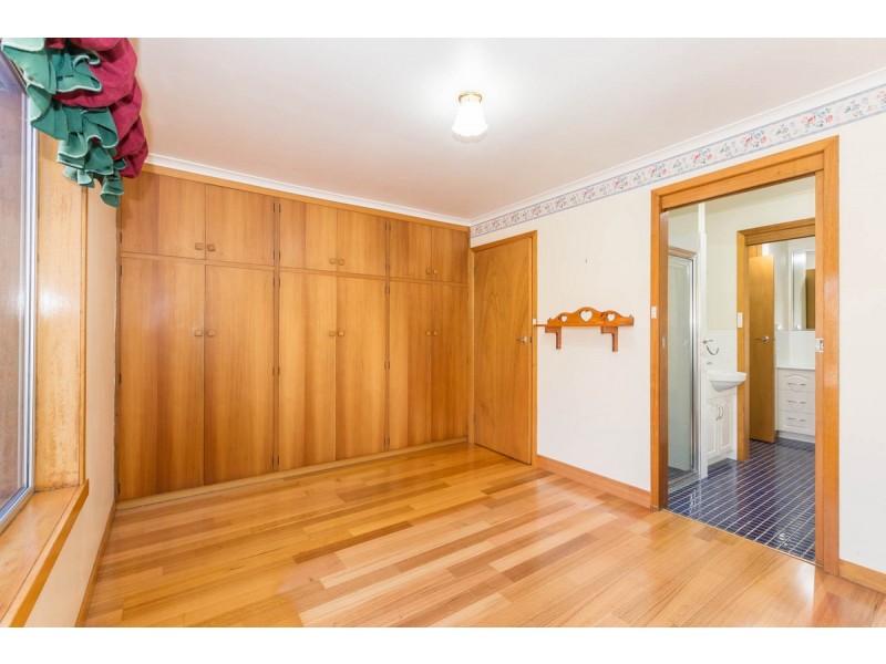 9 Westland Drive, West Ulverstone TAS 7315