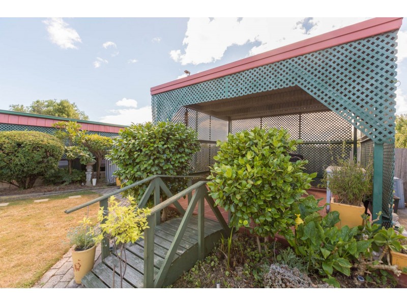 9 Westland Drive, West Ulverstone TAS 7315