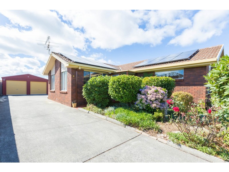 9 Westland Drive, West Ulverstone TAS 7315