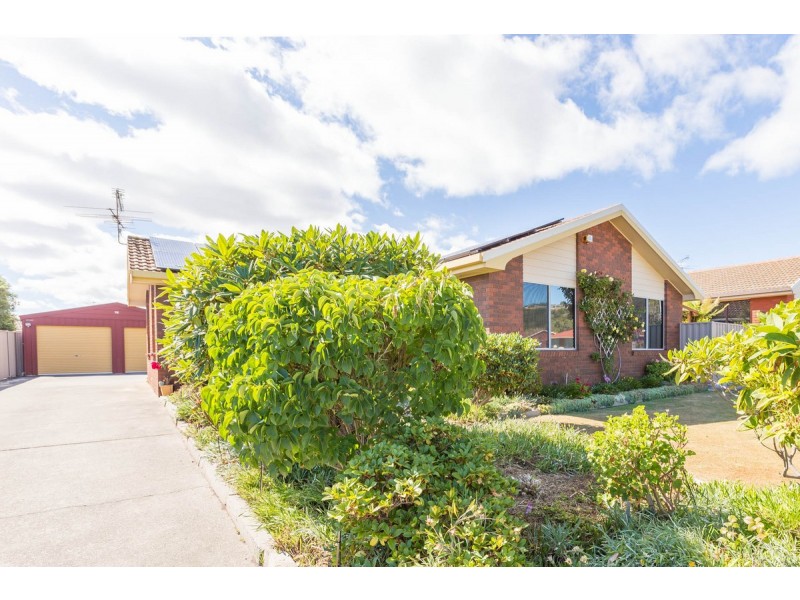 9 Westland Drive, West Ulverstone TAS 7315