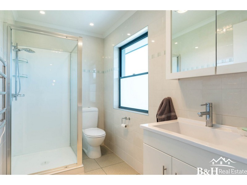 17328 Bass Highway, Boat Harbour TAS 7321