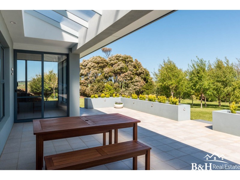 17328 Bass Highway, Boat Harbour TAS 7321