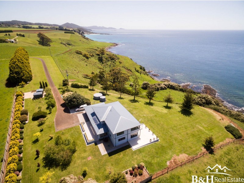 17328 Bass Highway, Boat Harbour TAS 7321