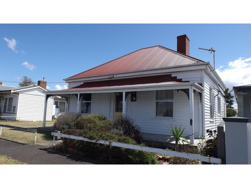 4 King Edward Street, Ulverstone TAS 7315