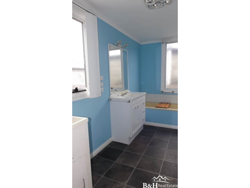 4 King Edward Street, Ulverstone TAS 7315