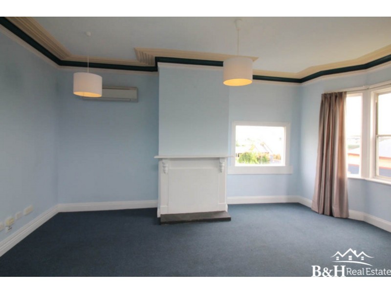 54 Wenvoe Street, Devonport TAS 7310