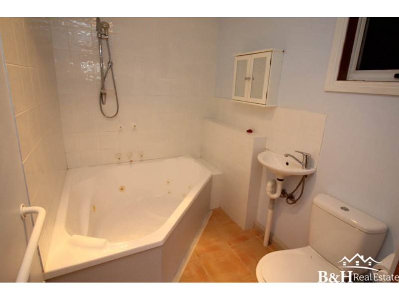 54 Wenvoe Street, Devonport TAS 7310