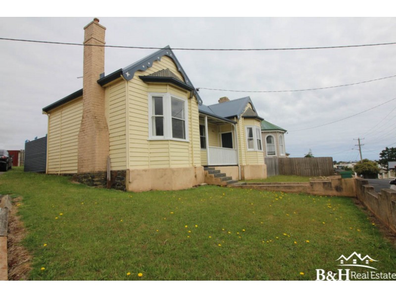 54 Wenvoe Street, Devonport TAS 7310