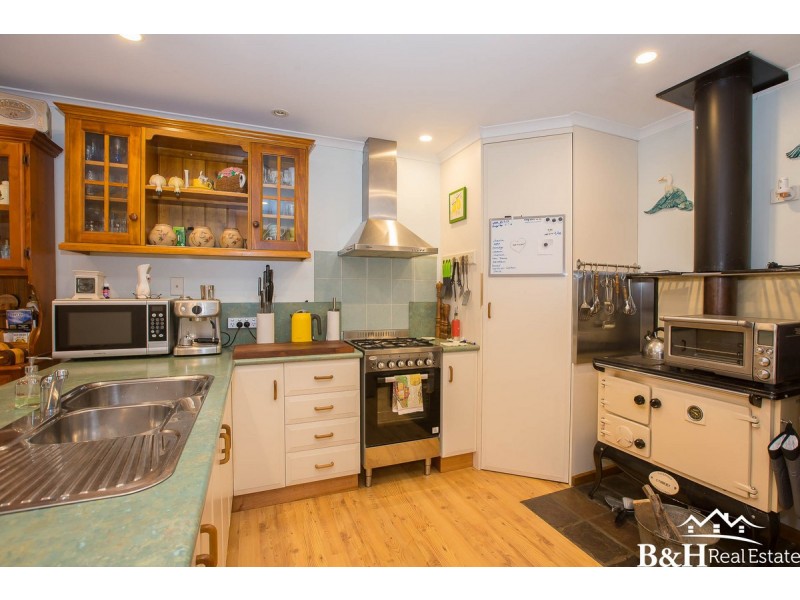 122 Greta Road, Upper Natone TAS 7321