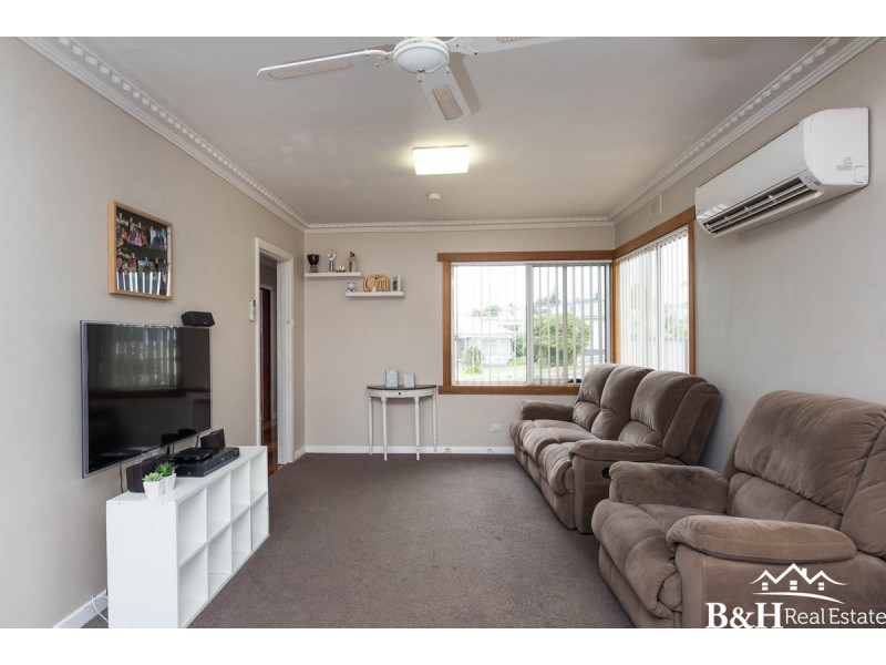 9 Whitford Street, Upper Burnie TAS 7320