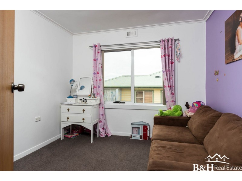 9 Whitford Street, Upper Burnie TAS 7320