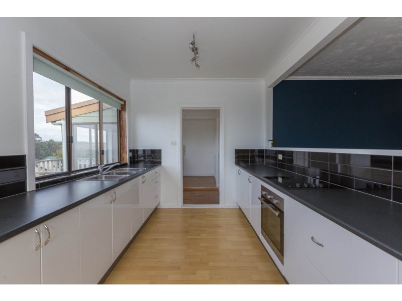 29 Mark Street, Hillcrest TAS 7320