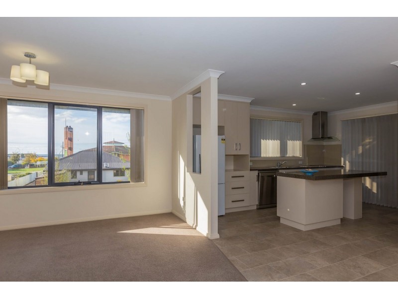 2/3 Jermyn Street, Ulverstone TAS 7315