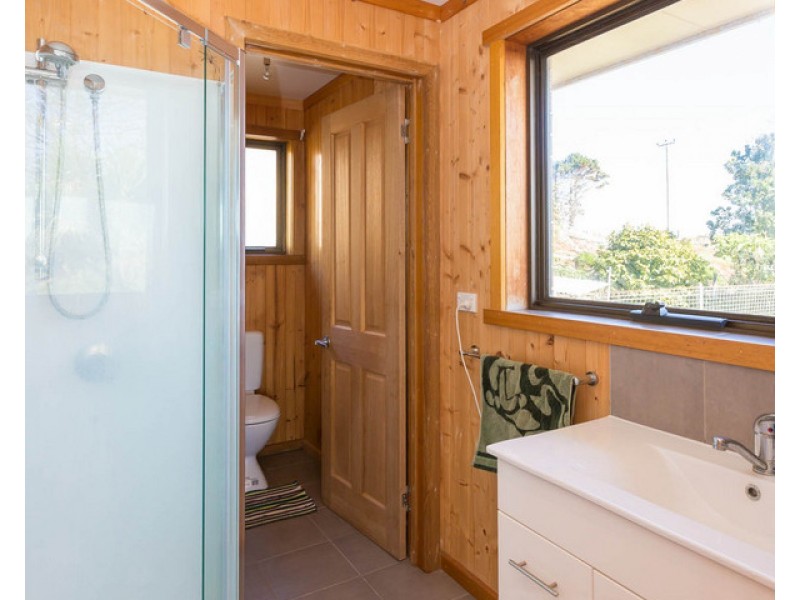 368 Tollymore Road, Table Cape TAS 7325